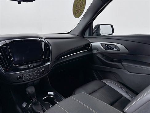 Used 2023 Chevrolet Traverse LT w/ LT Premium Package image 25