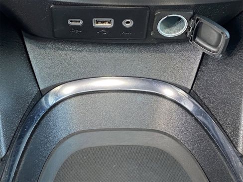 Used 2024 Chevrolet Malibu LT image 25