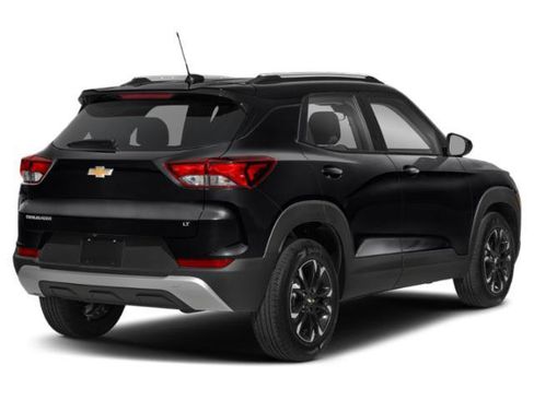 Used 2023 Chevrolet TrailBlazer LT w/ Convenience Package AWD/4WD image 2