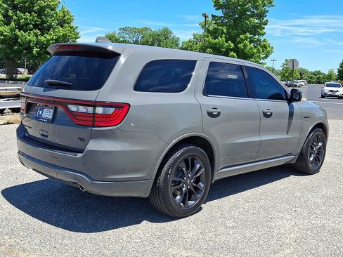 Used 2022 Dodge Durango R/T w/ Blacktop Package AWD/4WD image 12