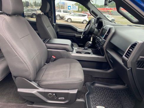Used 2016 Ford F150 XLT w/ Equipment Group 302A Luxury AWD/4WD image 27