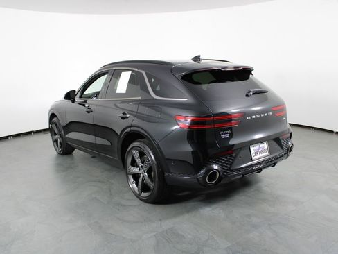 Used 2023 Genesis GV70 2.5T Sport Prestige w/ Sport Prestige Package image 3