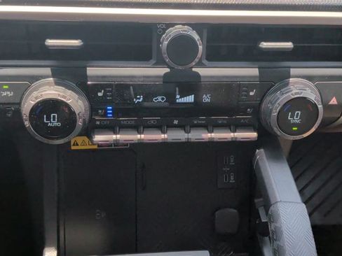 Used 2025 Toyota 4Runner Limited RWD image 25