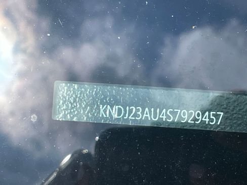 Used 2025 Kia Soul LX w/ LX Technology Package image 29