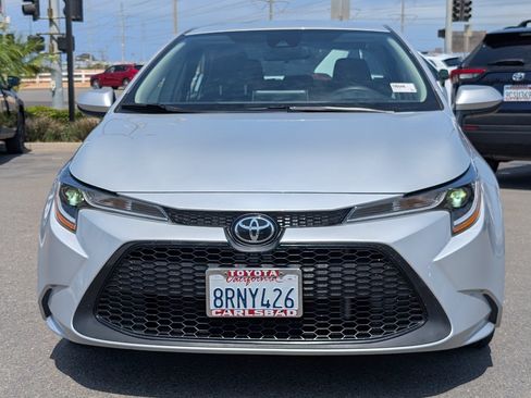 Used 2020 Toyota Corolla LE FWD image 10