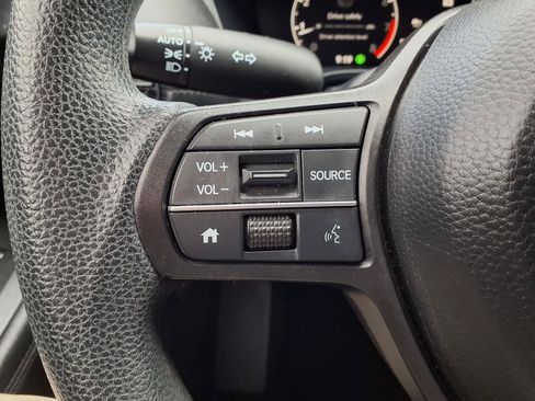 Used 2024 Honda HR-V LX image 14