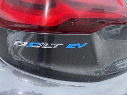 Used 2019 Chevrolet Bolt Premier w/ Infotainment Package image 13