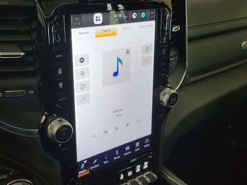 Used 2024 RAM 1500 Laramie image 17