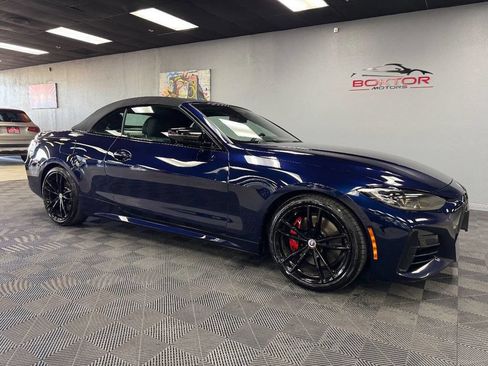 Used 2023 BMW M440i Convertible w/ Premium Package RWD image 4
