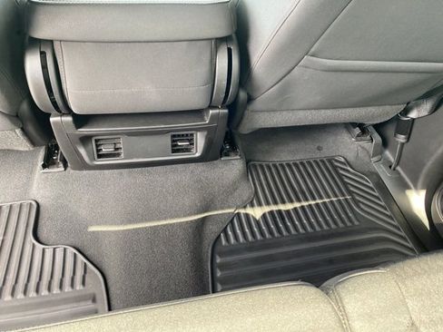 Certified 2022 Chevrolet Silverado 1500 Custom image 33