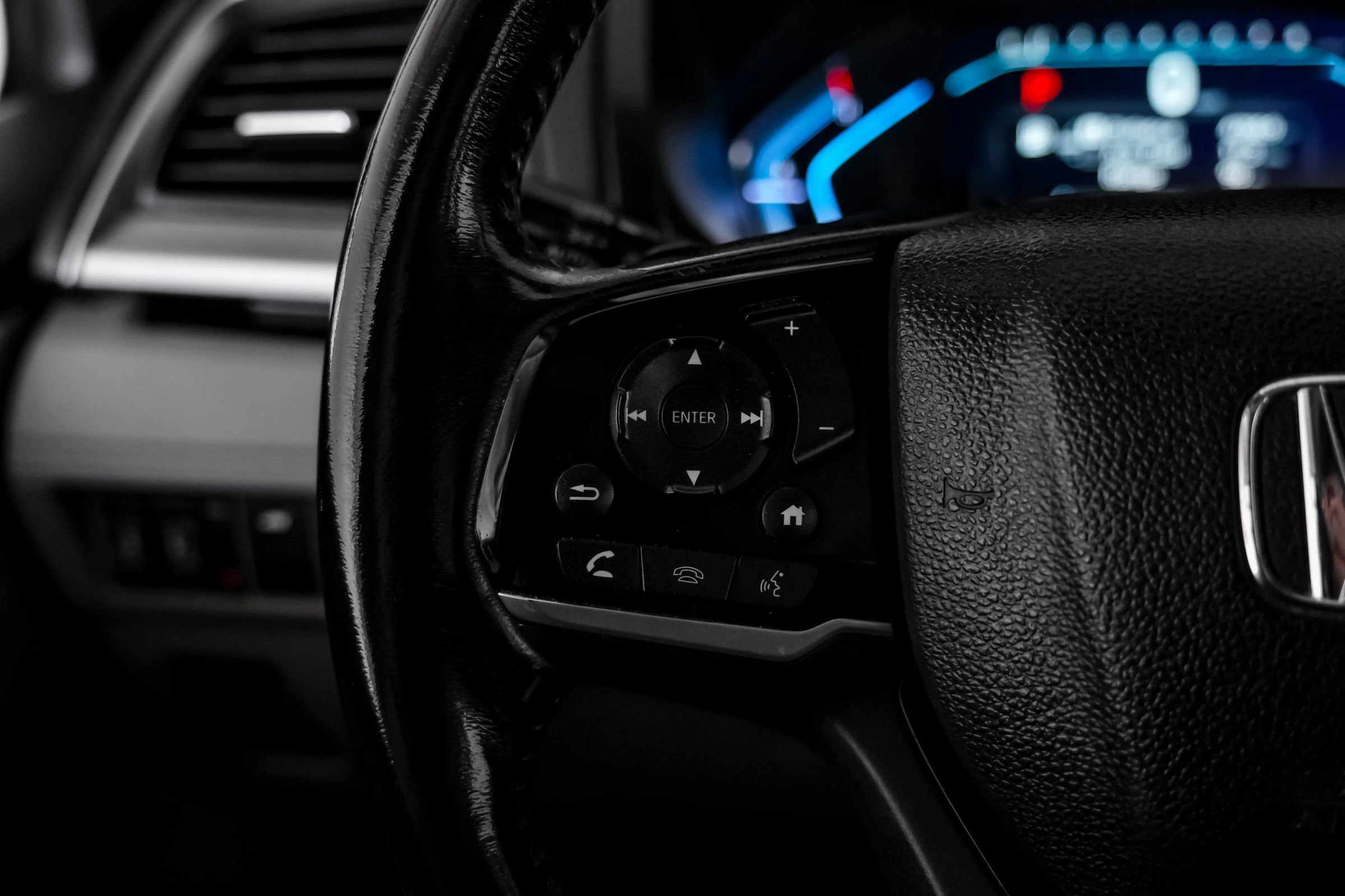 Used 2019 Honda Odyssey Elite image 16