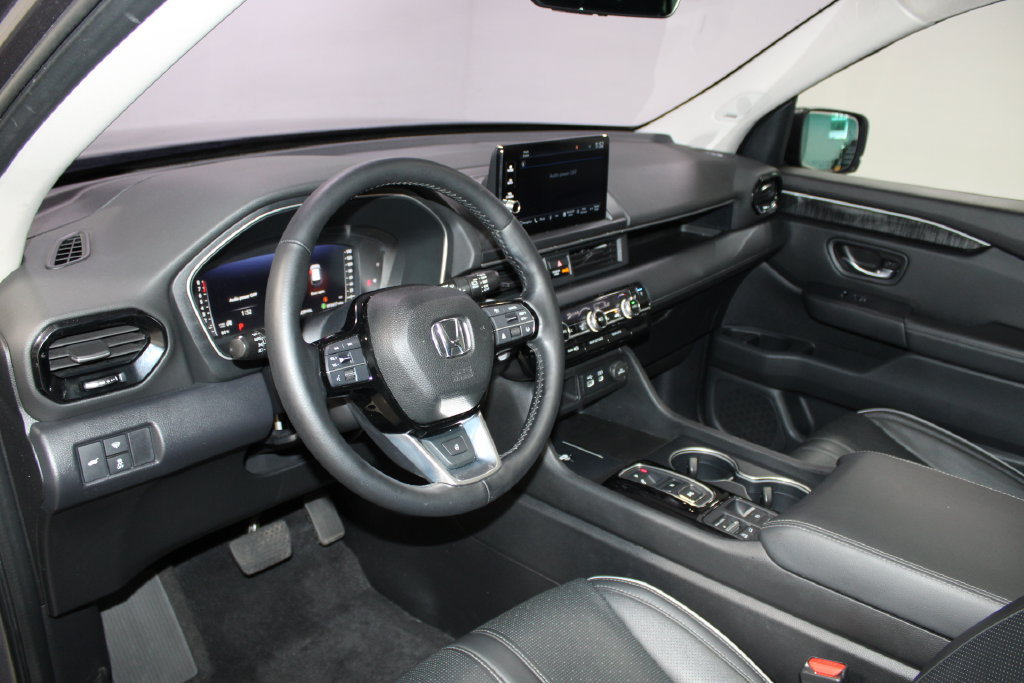 Used 2023 Honda Pilot Elite image 21