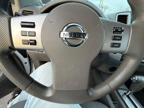 Used 2018 Nissan Frontier S image 11