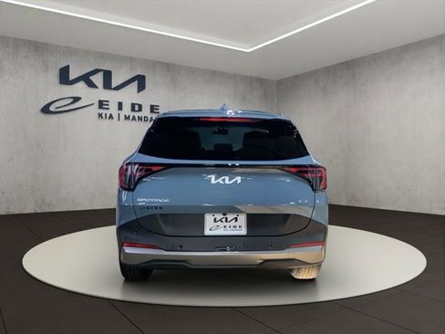 New 2026 Kia Sportage S image 4