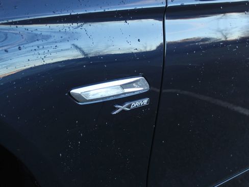 Used 2012 BMW 528i xDrive 528i xDrive Sedan 4D image 36