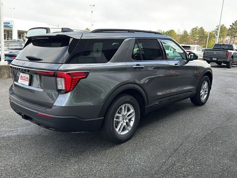 New 2026 Ford Explorer Active image 7