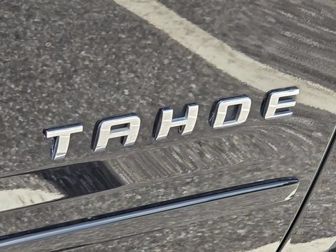 Used 2018 Chevrolet Tahoe LT AWD/4WD image 15