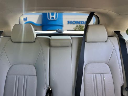 Used 2025 Honda HR-V EX-L image 28