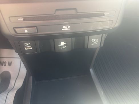 Used 2021 Honda Odyssey Touring image 13