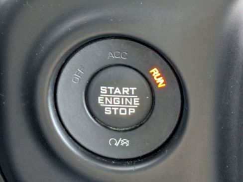 Used 2021 Jeep Wrangler Unlimited Sport image 16