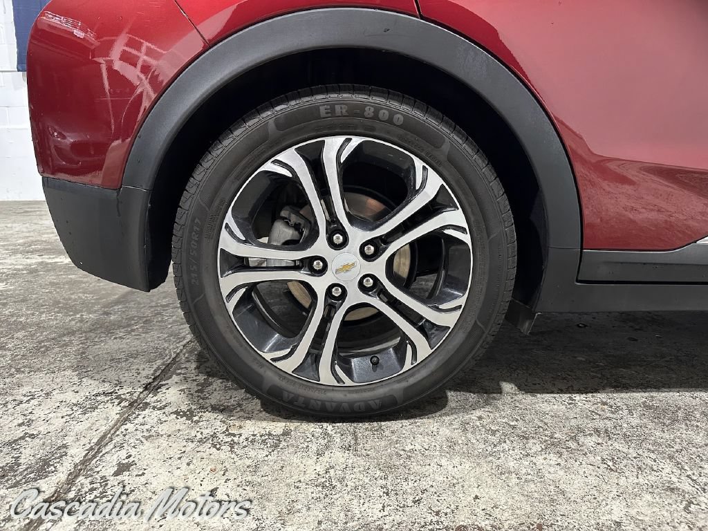 Used 2020 Chevrolet Bolt Premier w/ Infotainment Package FWD image 32