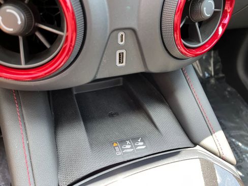 Used 2023 Chevrolet Blazer RS w/ Enhanced Convenience Package image 27