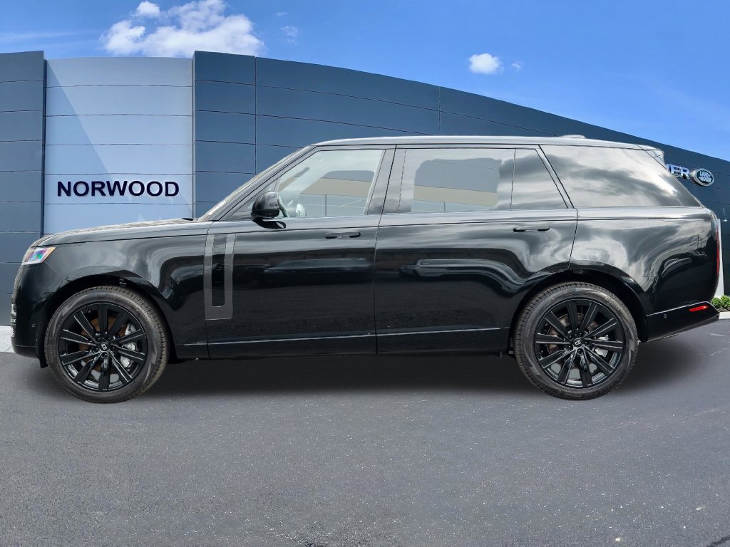 New 2027 Land Rover Range Rover Long Wheelbase SE AWD/4WD image 7