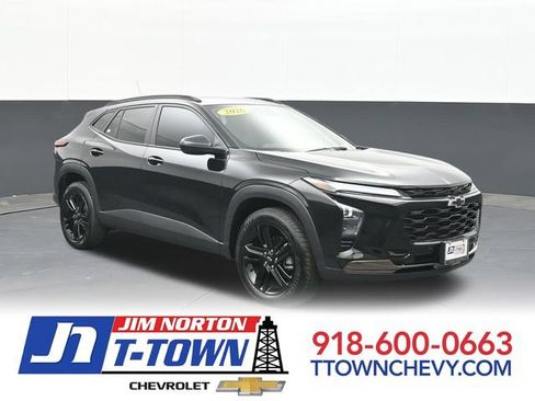 Used 2026 Chevrolet Trax ACTIV w/ Driver Confidence Package FWD image 1