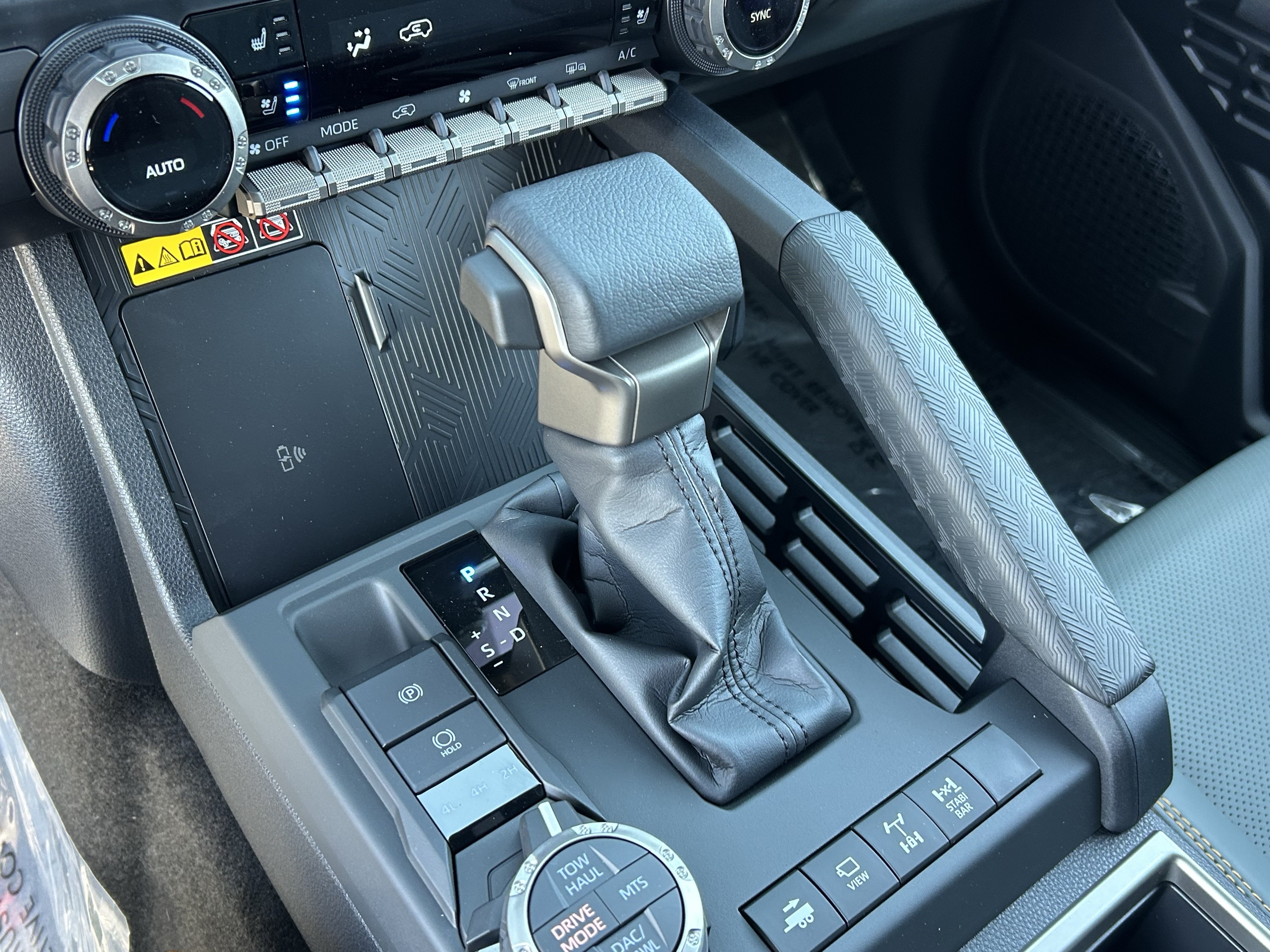 New 2026 Toyota 4Runner Trailhunter AWD/4WD image 23
