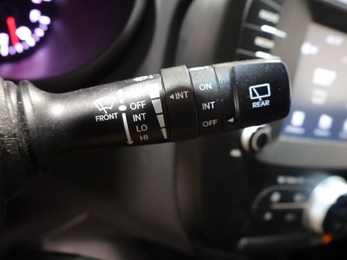 Used 2018 Kia Soul + FWD image 33