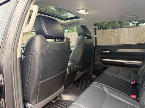 Used 2017 Toyota Tundra Platinum AWD/4WD image 31