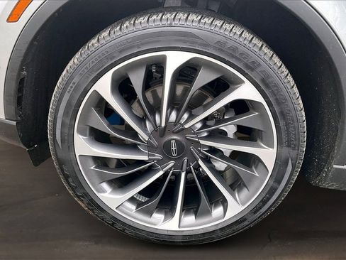 Used 2024 Lincoln Aviator Reserve w/ Equipment Group 201A image 35