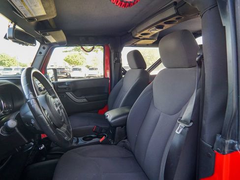 Used 2015 Jeep Wrangler Sport w/ Quick Order Package 24S AWD/4WD image 12