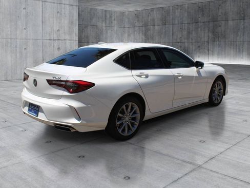 Used 2023 Acura TLX FWD image 5