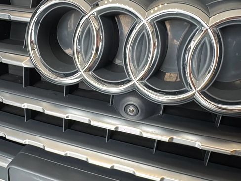 Used 2018 Audi Q7 3.0T Premium Plus AWD/4WD image 40