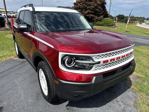 Used 2025 Ford Bronco Sport Heritage w/ Convenience Package AWD/4WD image 4