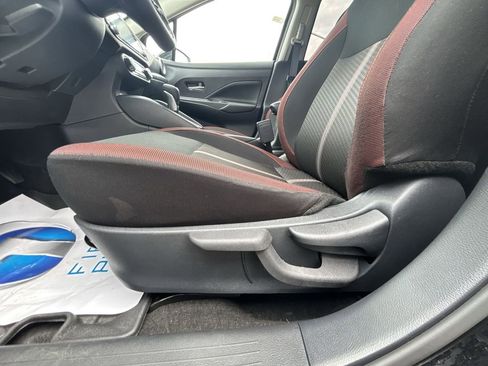 Used 2025 Nissan Versa SR w/ Trunk Package image 14