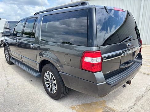 Used 2016 Ford Expedition EL XLT image 3