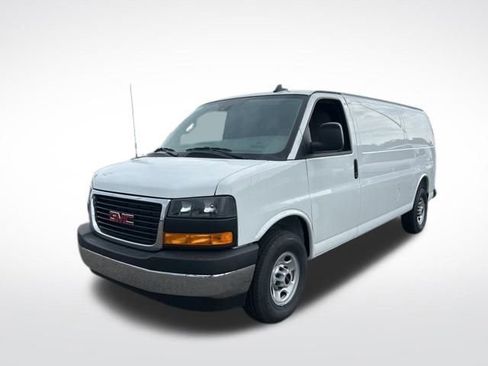New 2025 GMC Savana 3500 Extended w/ Driver Convenience Package RWD image 8