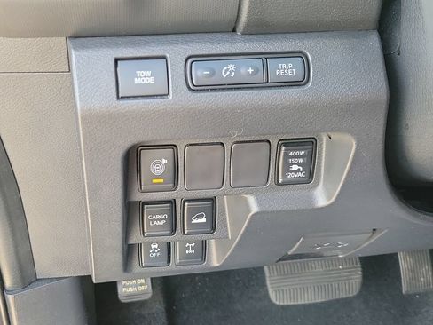 Certified 2022 Nissan Frontier PRO-4X w/ Pro-4X Premium Package AWD/4WD image 30
