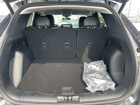 New 2025 Ford Escape SE image 32