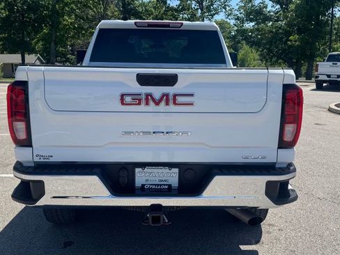 Used 2024 GMC Sierra 2500 SLE w/ SLE Value Package; AWD/4WD image 7