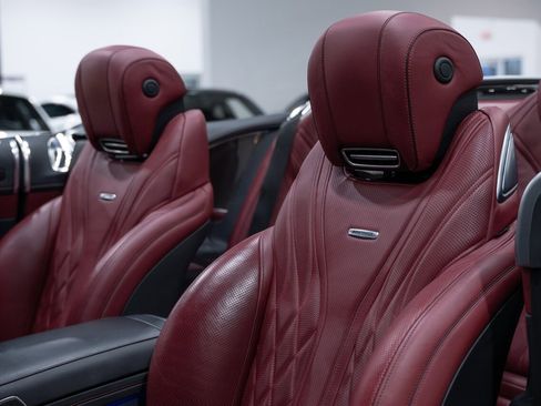 Used 2017 Mercedes-Benz S 63 AMG 4MATIC Cabriolet image 23