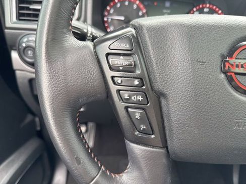 Used 2023 Nissan Titan PRO-4X w/ Pro-4x Convenience Package AWD/4WD image 18