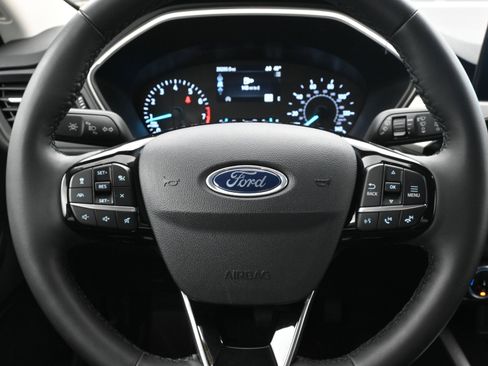 Used 2022 Ford Escape SEL image 13