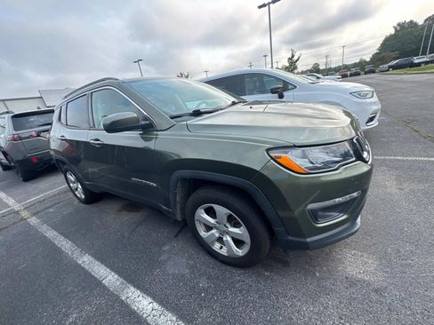 Used 2021 Jeep Compass Latitude w/ Convenience Group AWD/4WD image 6