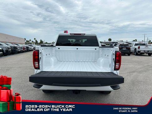 New 2026 GMC Sierra 1500 Elevation image 13