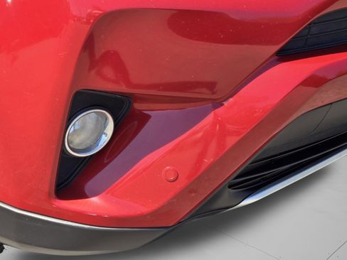 Used 2016 Toyota RAV4 Limited image 11