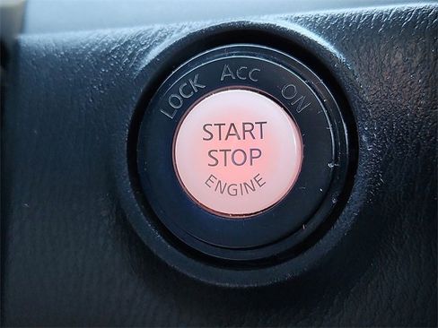 Used 2019 Nissan Armada Platinum w/ Captain's Chairs Package image 21