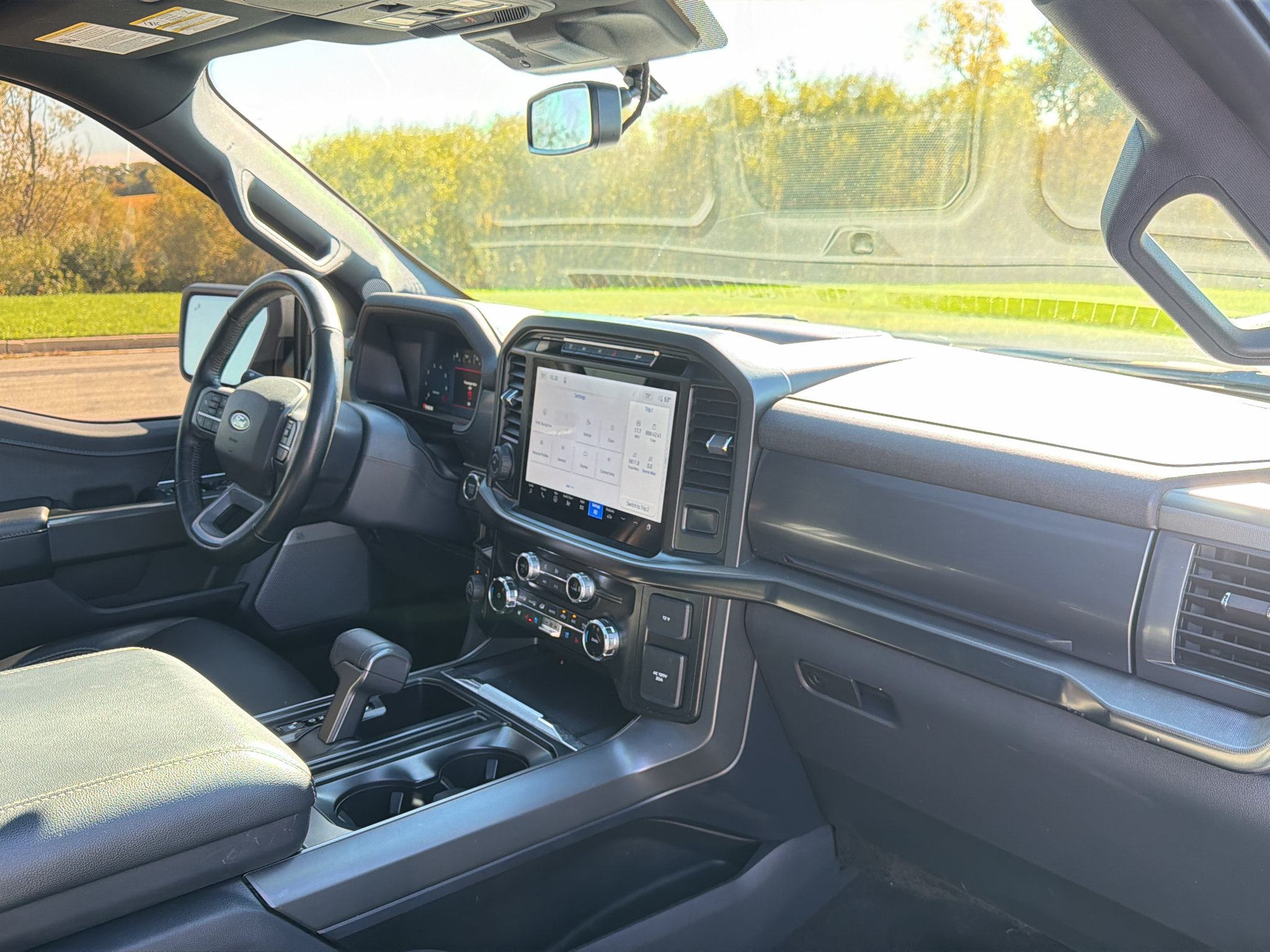 Certified 2024 Ford F150 Lariat AWD/4WD image 28